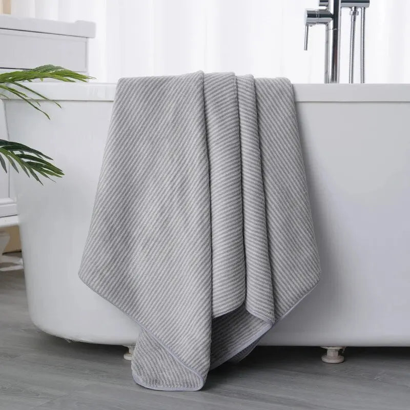Thickened Bath Towels for The Body Microfiber Towel for Gym Sports Shower Robe for Spa Beath Home